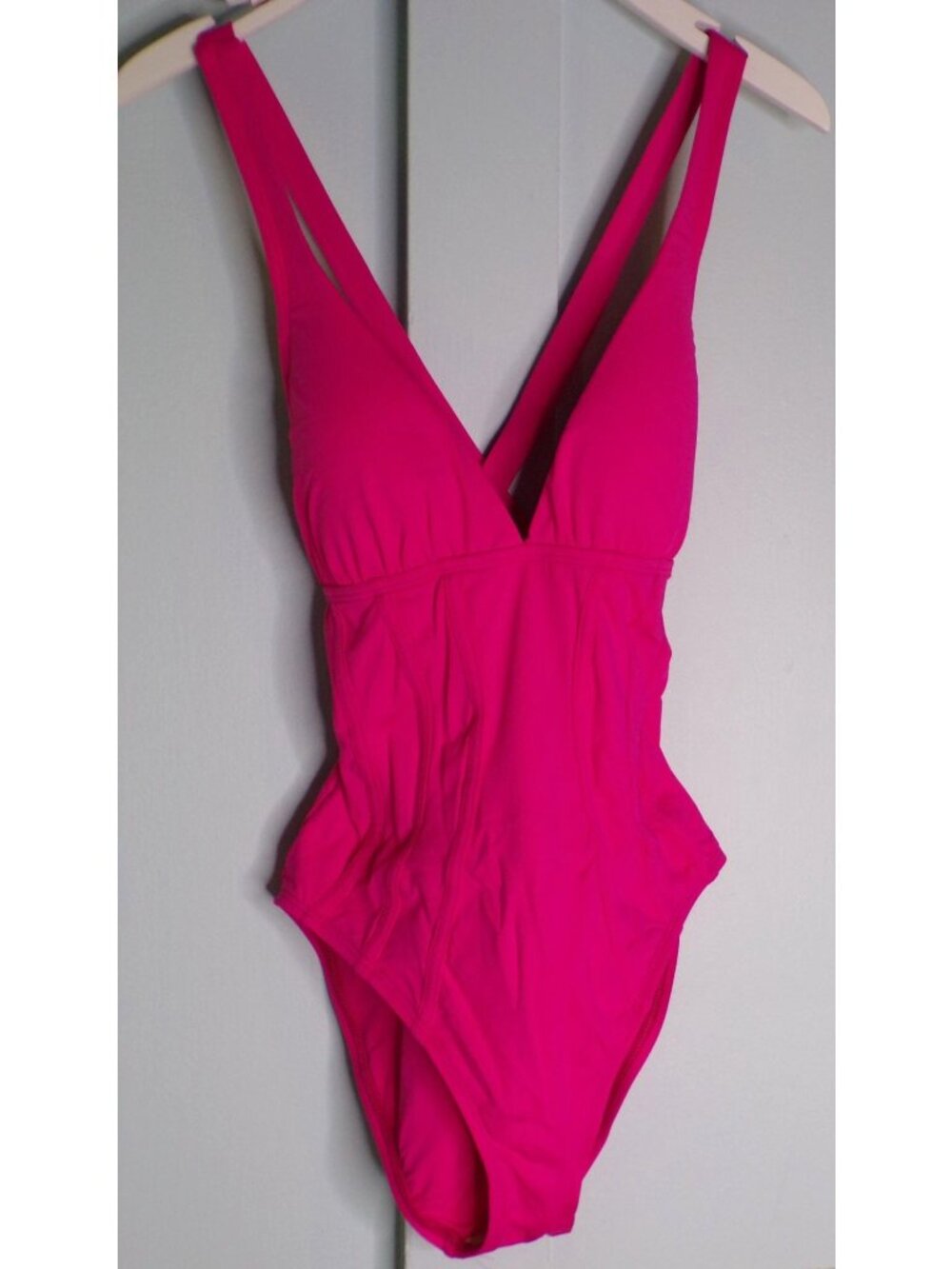 🆕LA BLANCA Island Goddess Plunge One Piece Swimsuit Fuchsia Bright Pink 8 - Picture 4 of 7
